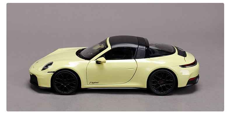 1:18 Porsche 911 Targa 4 GTS (992.2) Alloy Diecast Model Car Collectible - Dadai Models