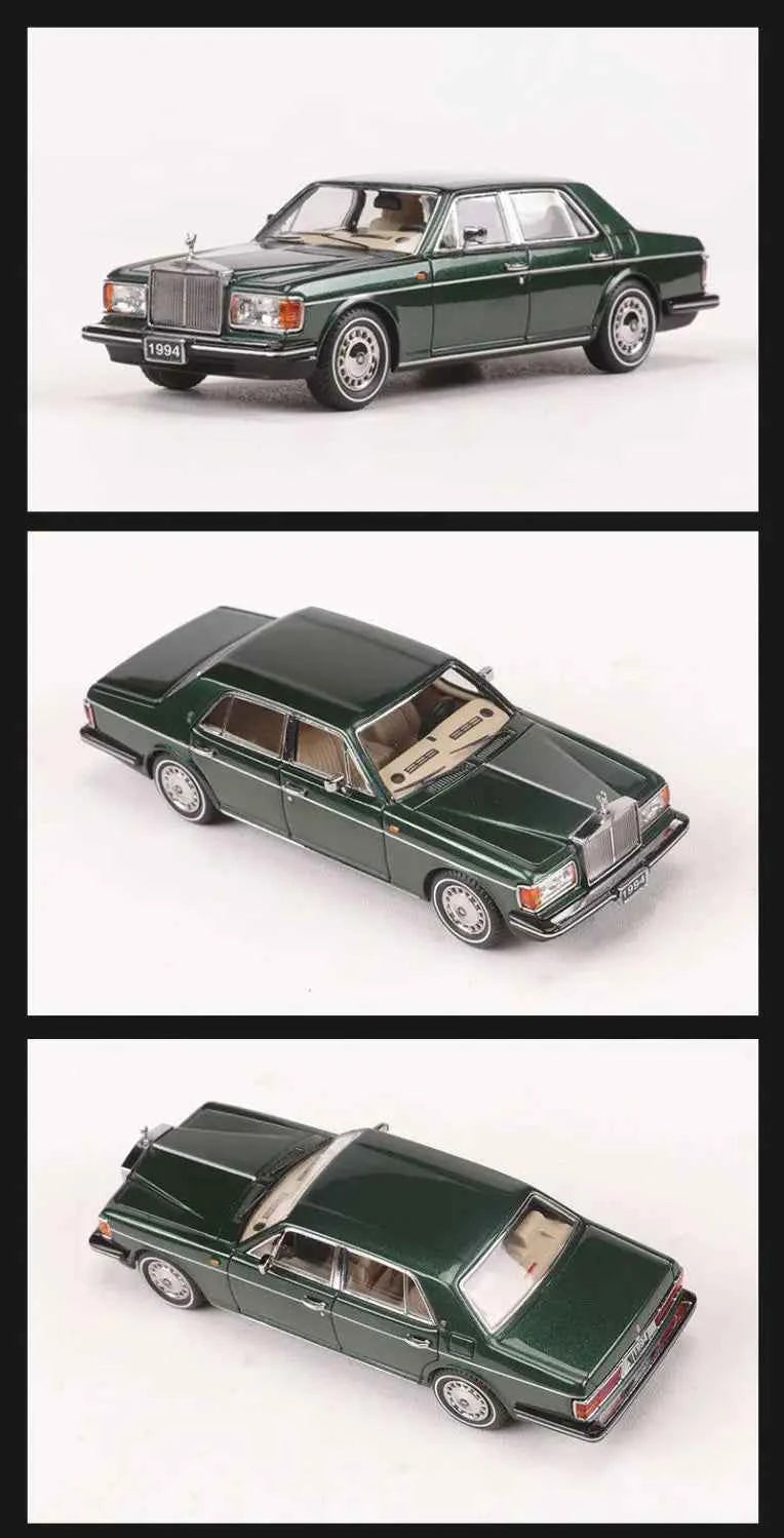 1:64 1994 Rolls-Royce Silver Spur III Blue Diecast Model Car Collectible