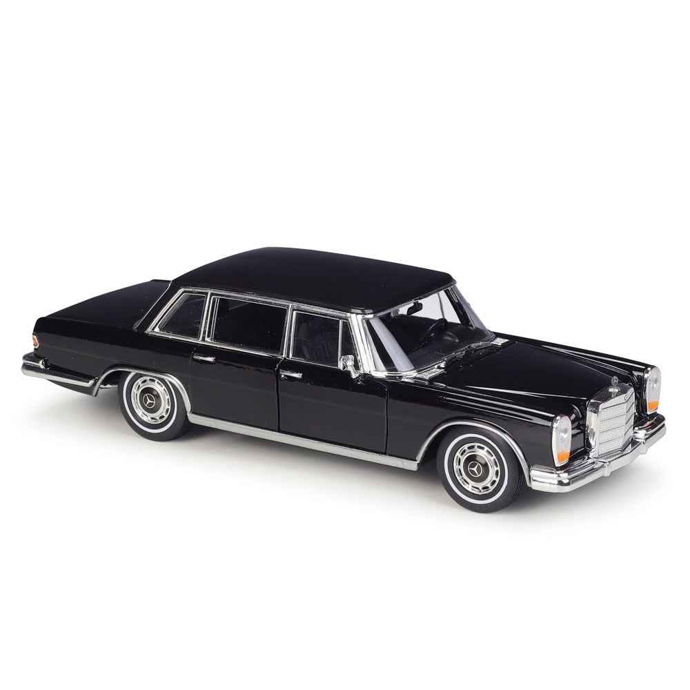 1:24 Licensed Mercedes-Benz 600 1963 Diecast Model - Premium Collector's Edition - Dadai Models