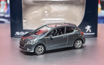 Pre-Owned Norev 1:64 Peugeot 208 3-Door Die-Cast Model Car – Grey Blue