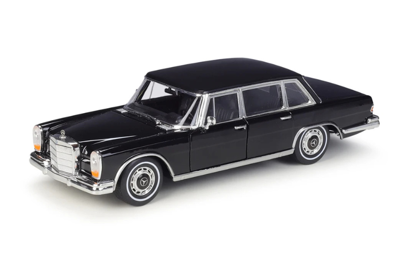 1:24 Licensed Mercedes-Benz 600 1963 Diecast Model - Premium Collector's Edition - Dadai Models