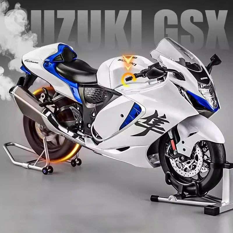 1:6 Suzuki Hayabusa Motorcycle Model with Start & Dual Smoke Effect - Dadai Models