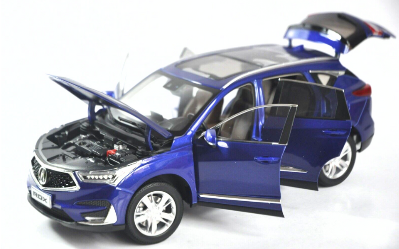 1:18 Acura RDX Alloy Diecast Model Car Collectible – Official Dealer Edition